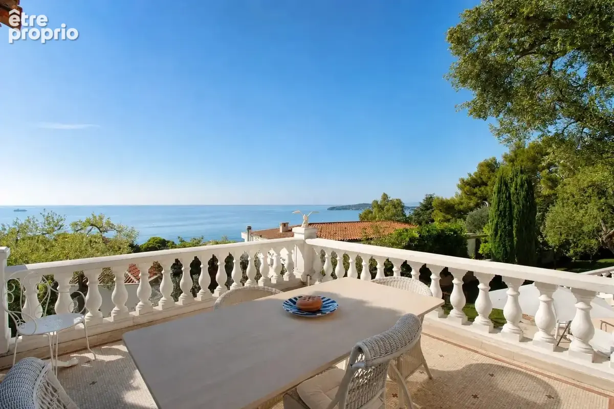 Cap d'ail - villa 350m²  terrain 1425m²  vue mer - photo 12