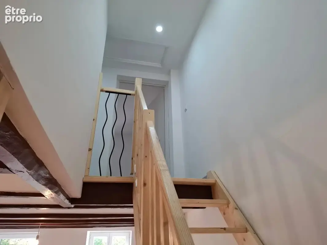Maison de 3 chambres magnifiquement rénovée avec une petite maison attenante d'une chambre. - photo 11