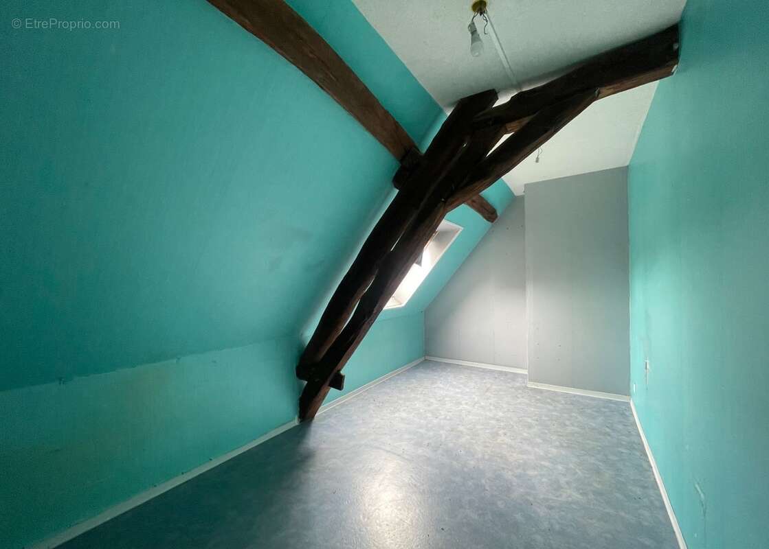Maison à vendre 6 pièces SANCOINS (18) - photo 2