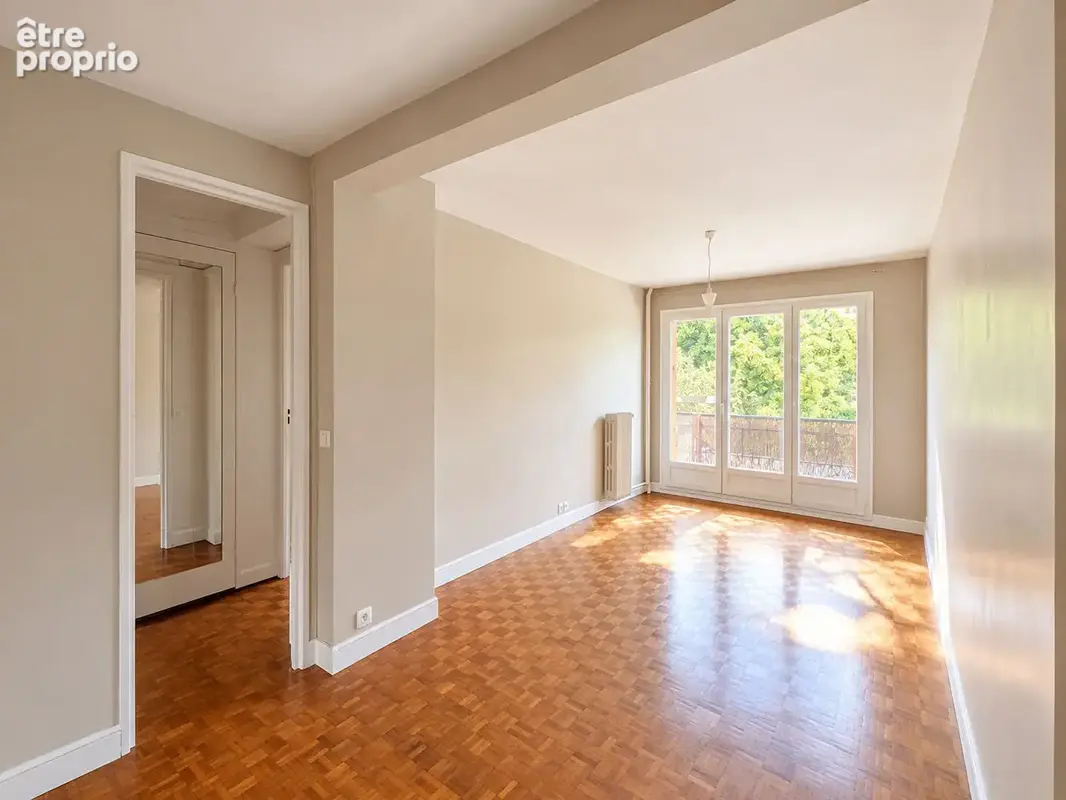 Appartement Chaville 3 pièce(s) 62.25 m2 balcon cave - photo 2