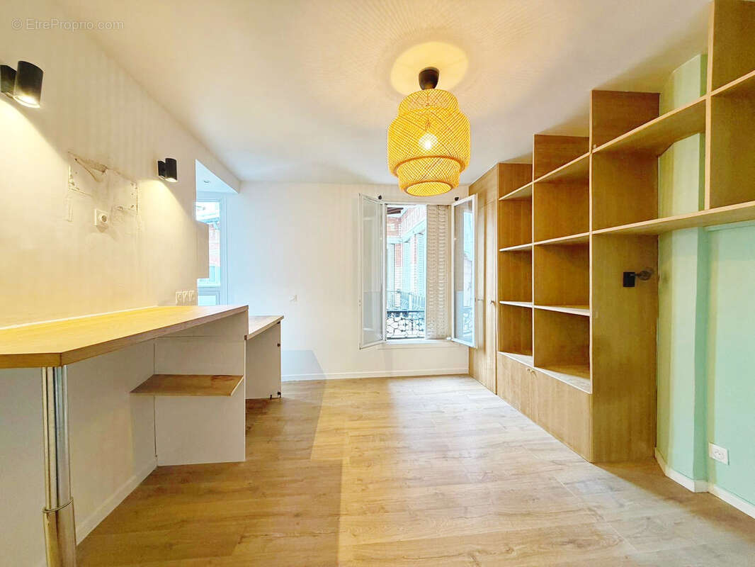 Appartement à PARIS-11E