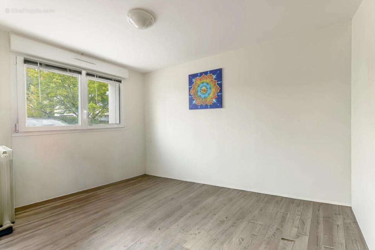 Maison de 8 pièces de 190.27 m² à Saint-Pierre-des-Corps - photo 8
