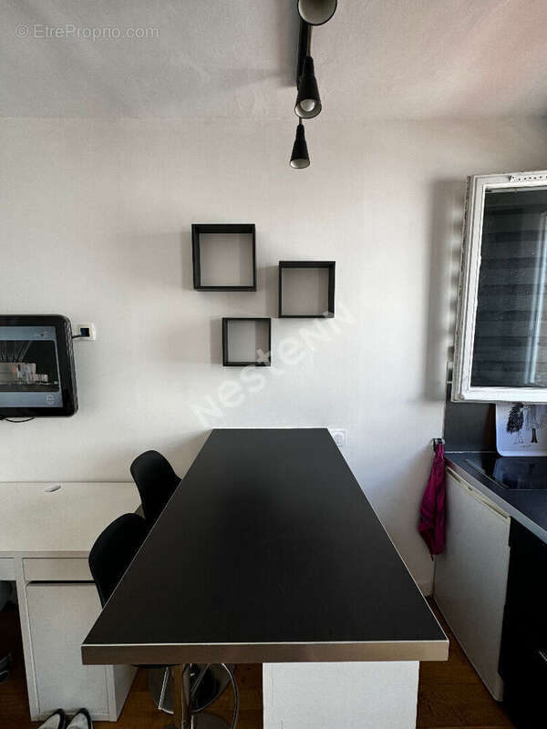 Appartement à PARIS-19E