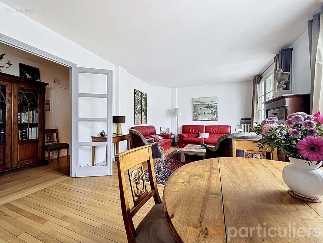 Appartement à ISSY-LES-MOULINEAUX