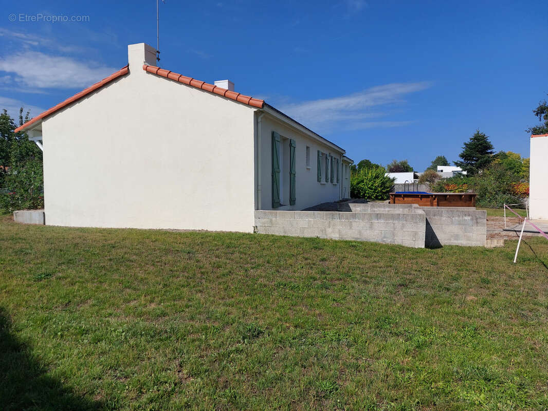 Maison à CHEMERE