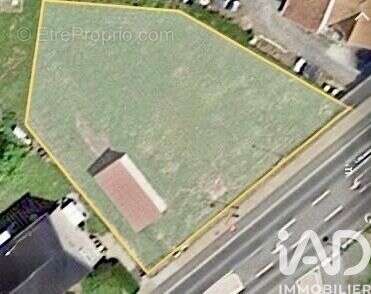 Photo 4 - Terrain à REDING