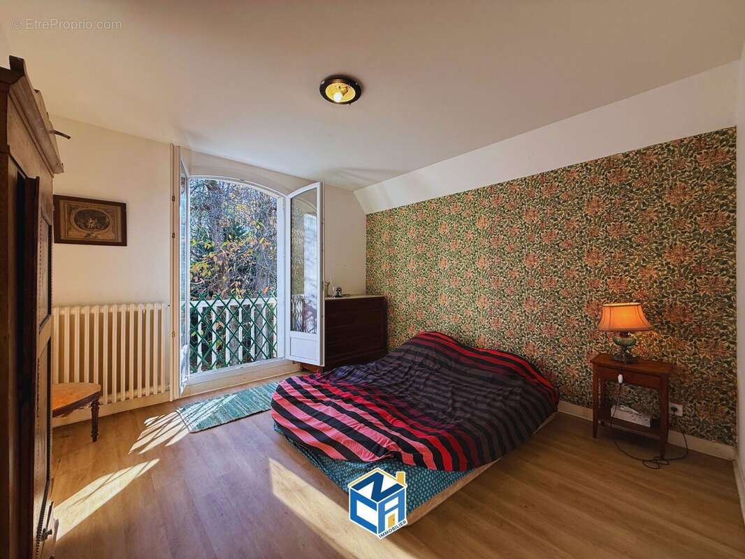 Maison à MONTBAZON