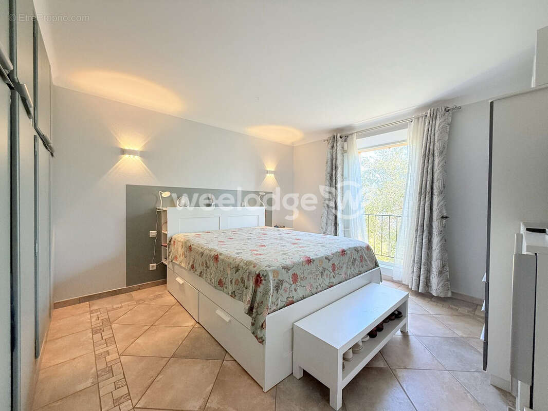 Maison 214 m² à Montauroux  - photo 8