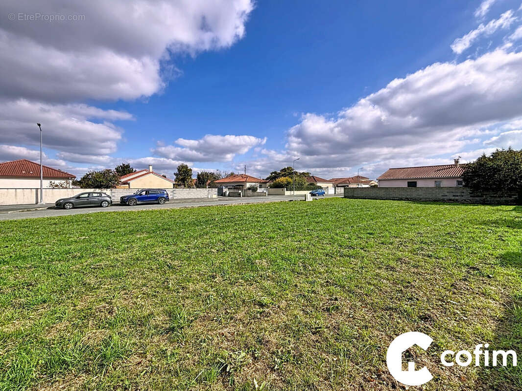 Terrain à BORDERES-SUR-L&#039;ECHEZ