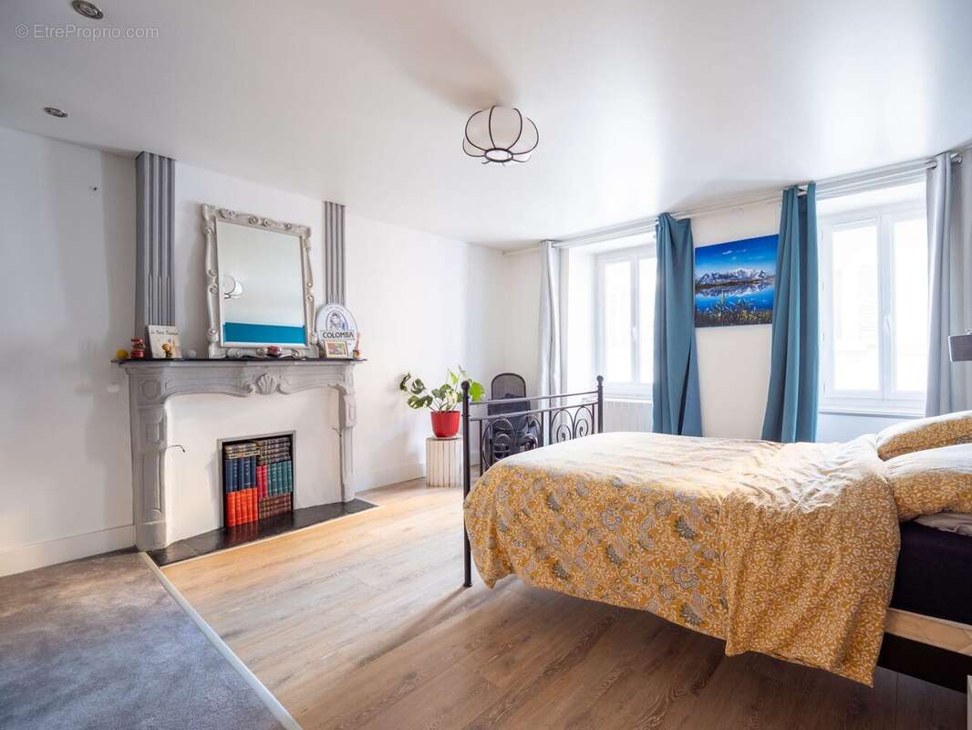 Appartement à EVIAN-LES-BAINS