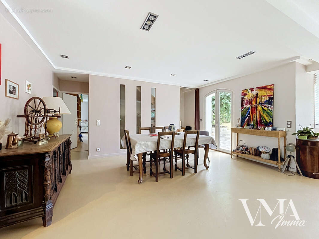 Villa 266m2 avec piscine - photo 13