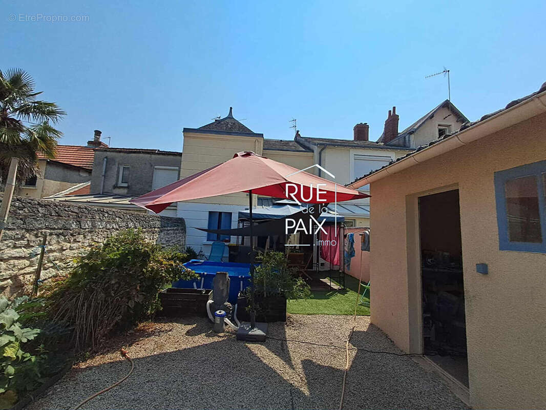 Charmante maison à Châtellerault avec cours et dépendance - photo 14