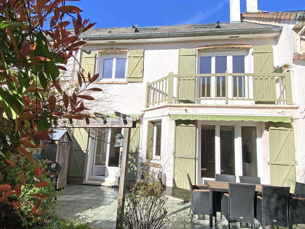 Maison à NOISY-LE-ROI