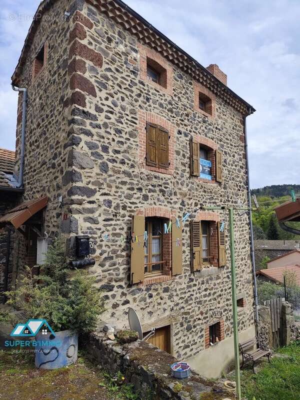 Maison à CHAVANIAC-LAFAYETTE