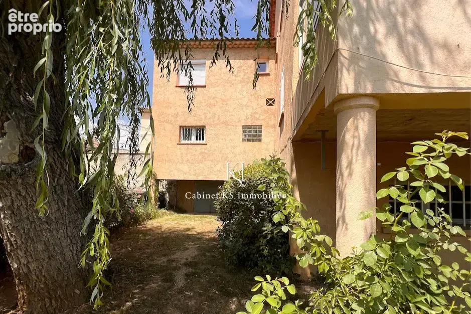 Photo Maison à Brue-Auriac au prix de 208 000€