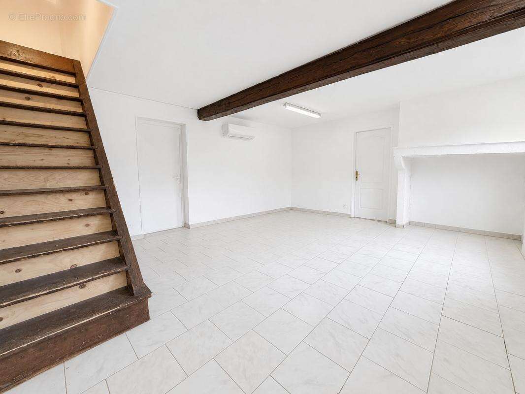 LONGERE DE CARACTERE de 500m² , 5000m² de terrain - photo 24