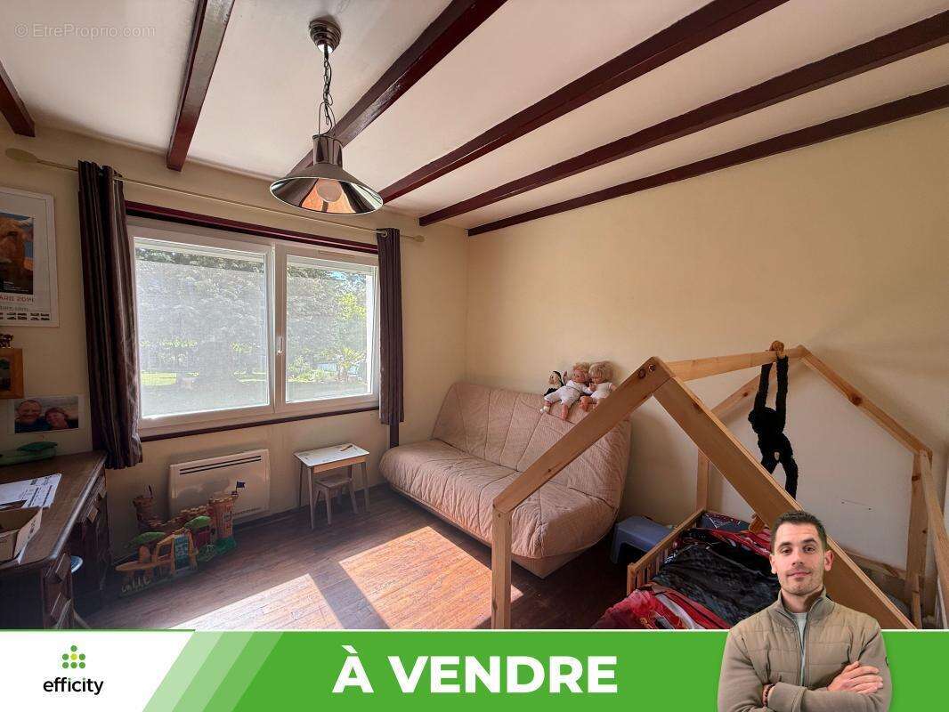 Maison à GENOUILLE