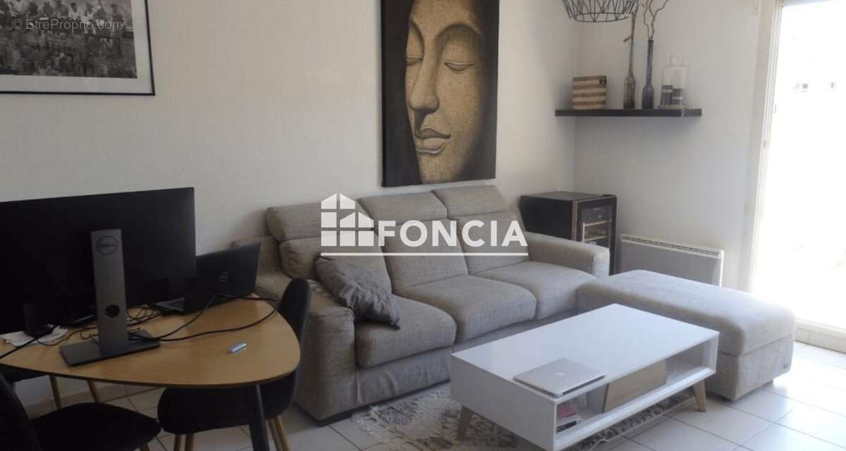 Appartement à VALLAURIS