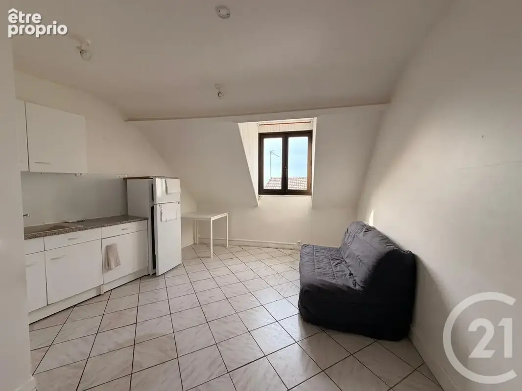 Appartement 1 pièce 18 m² à vendre à Dammartin-En-Goele (77230) - photo 2