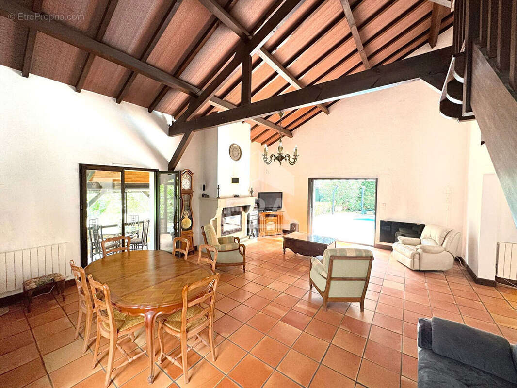 Maison à GUJAN-MESTRAS