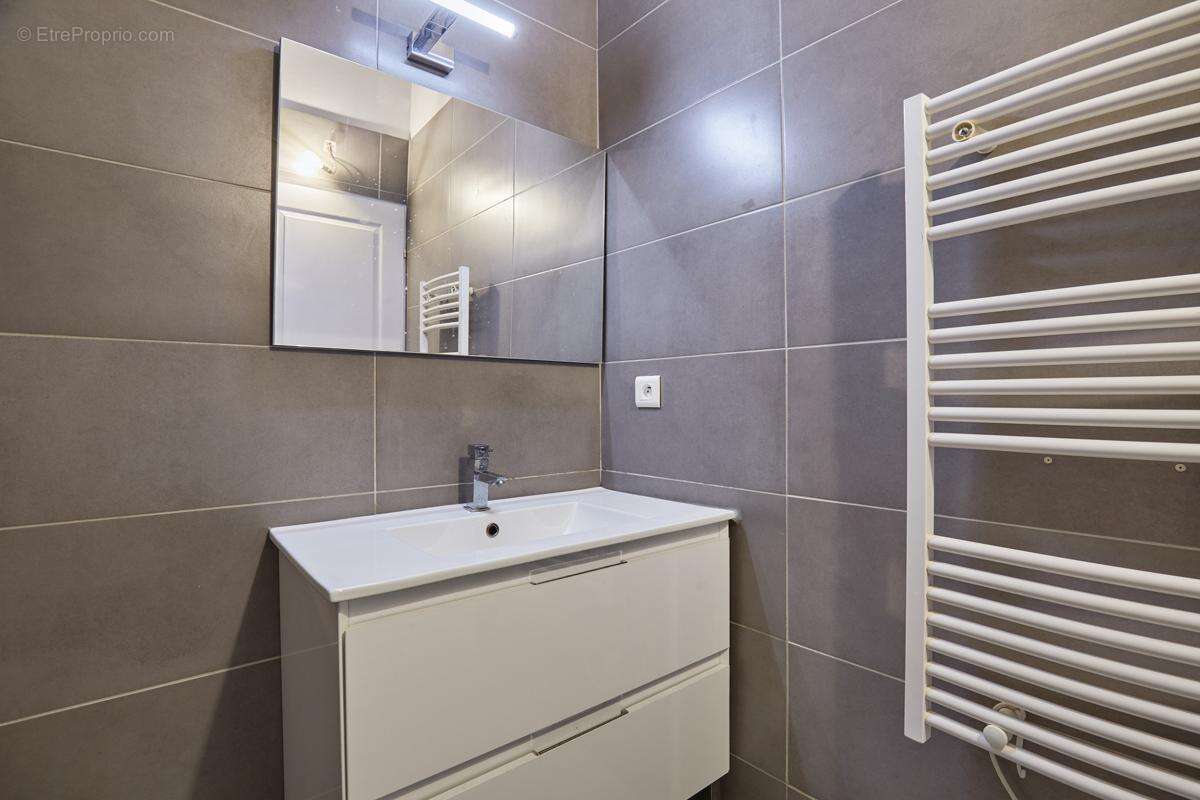 Appartement à ROUSSET