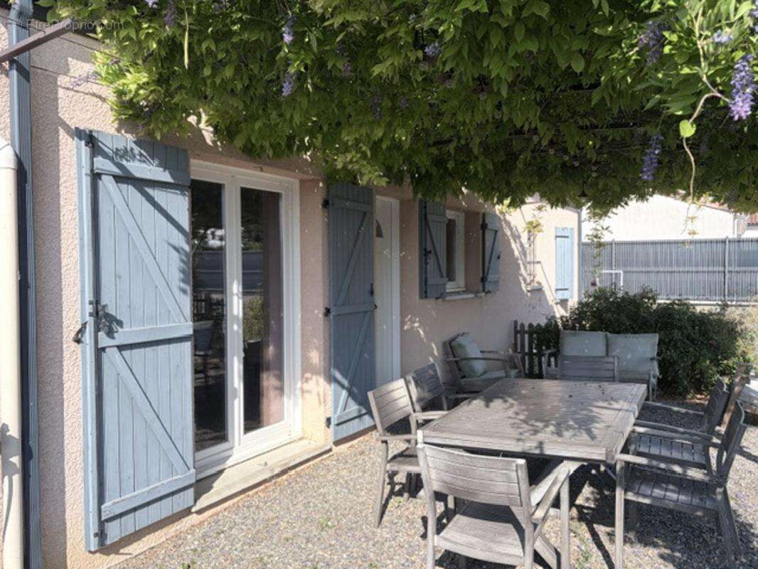 Maison T4 87m² + garage 94m² et piscine - L'Isle-Jourdain - photo 8