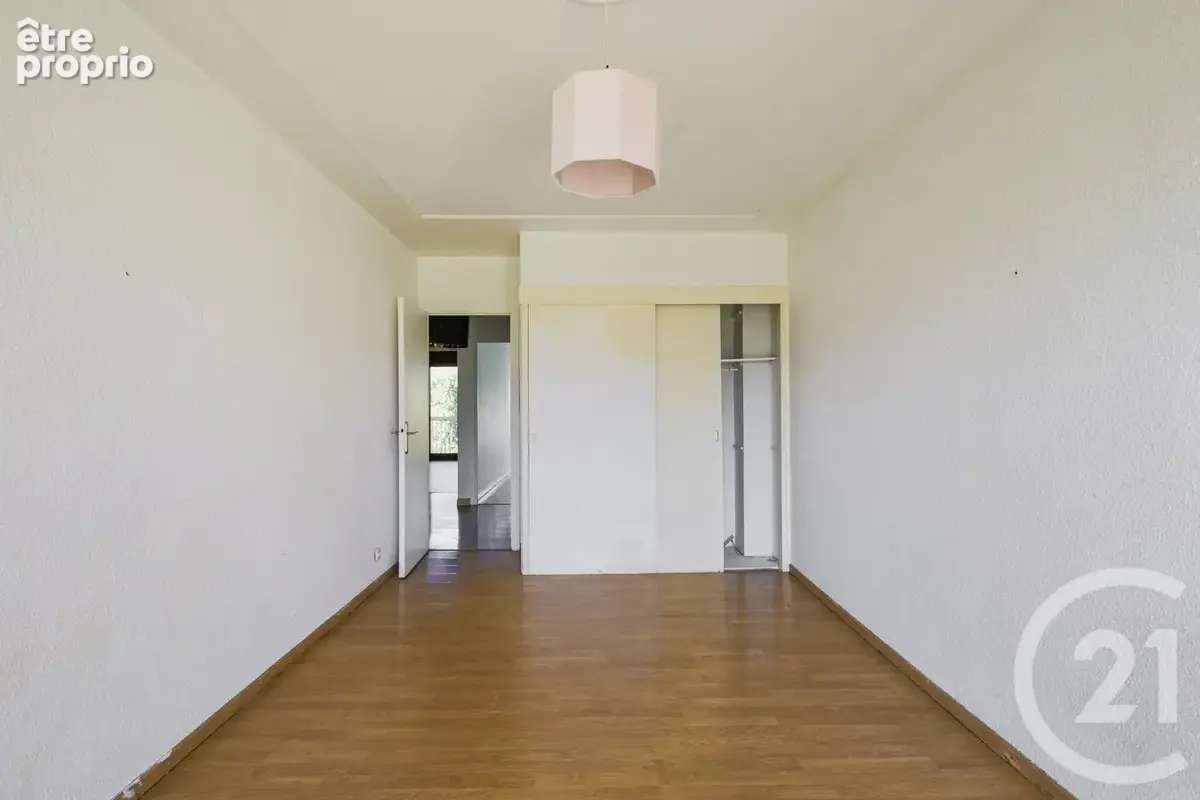 Appartement 93 m² à Grenoble  - photo 9