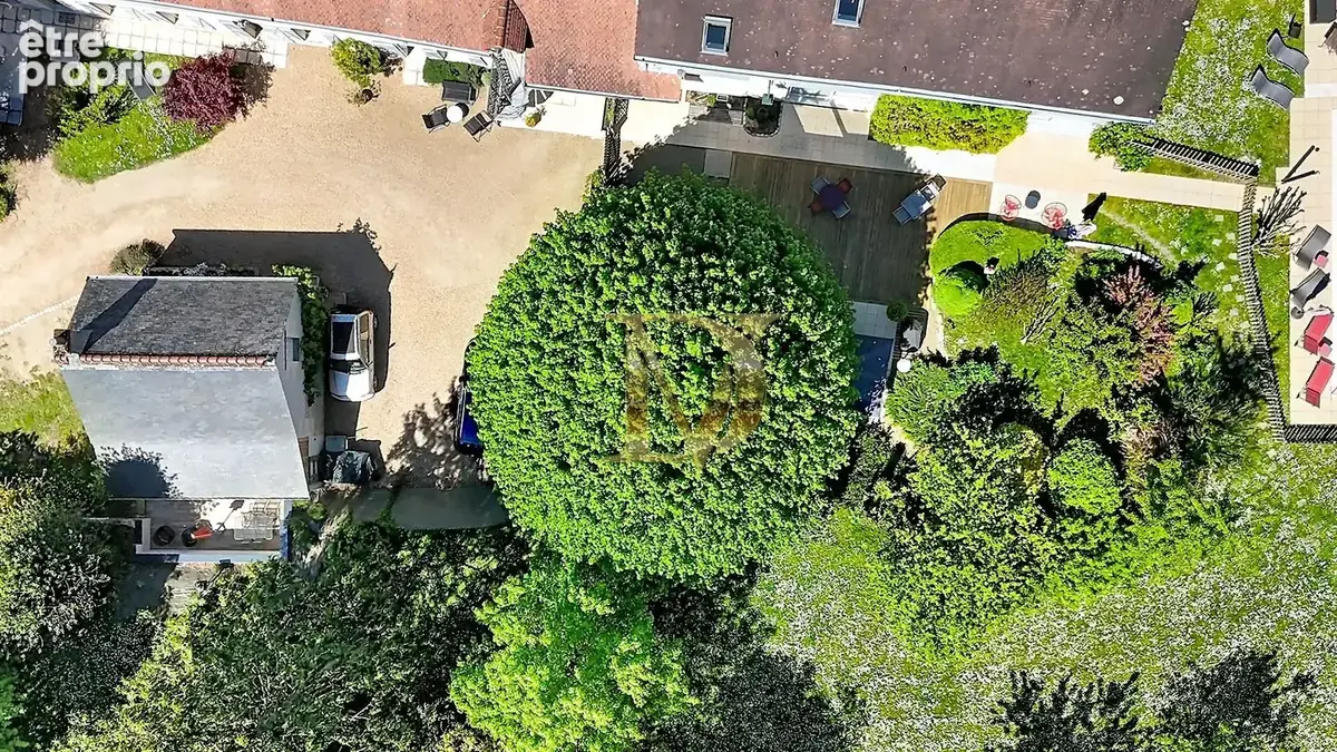 Maison 350 m² à Francueil  - photo 6