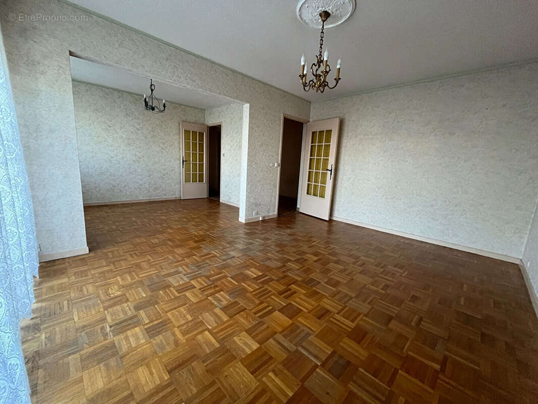 Appartement à SAINT-PRIEST