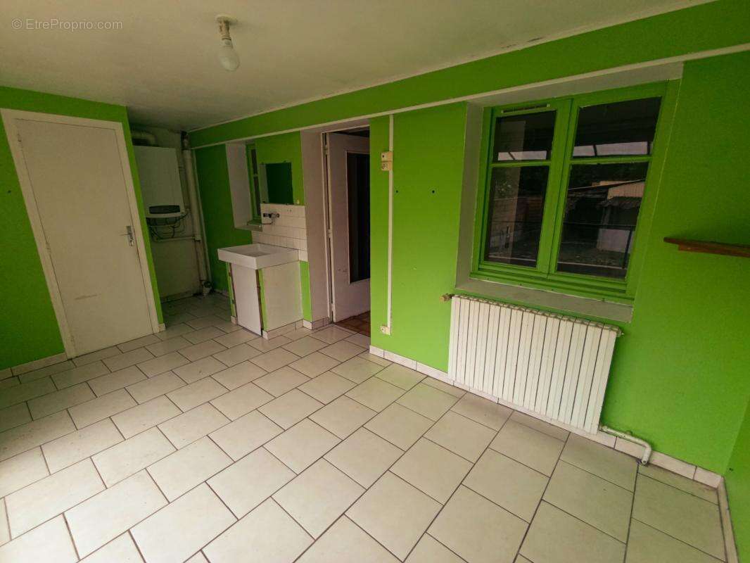Maison à LOUE