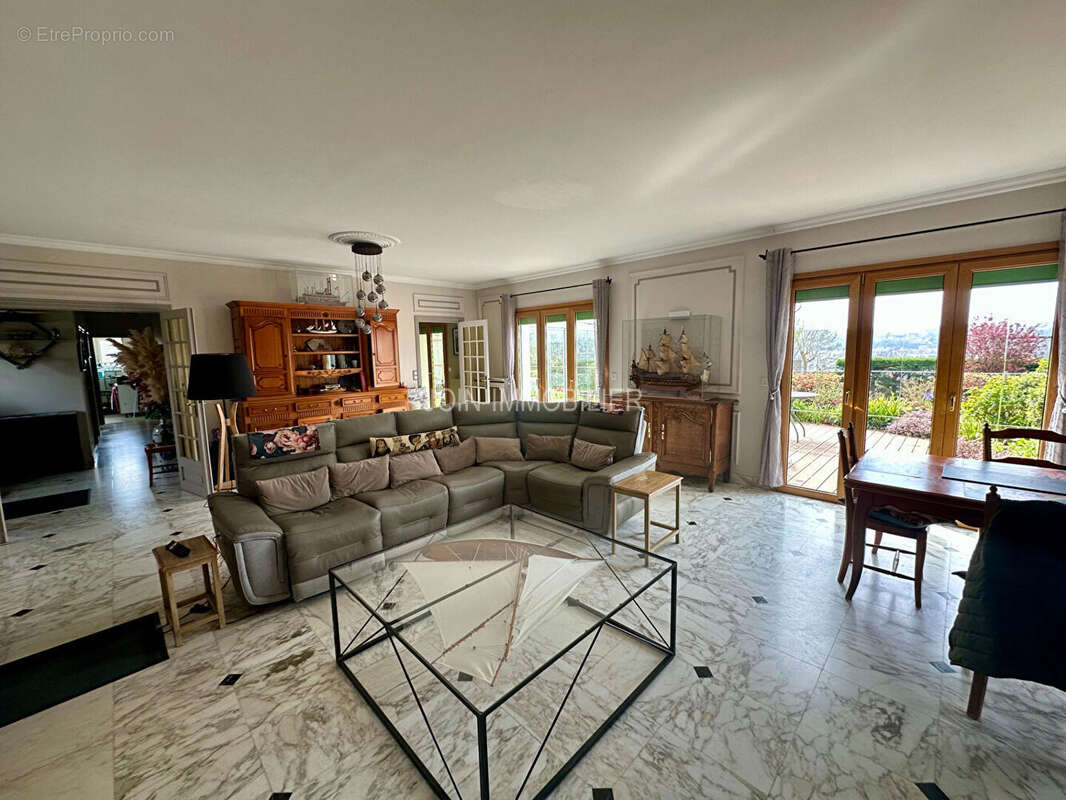 Maison avec piscine Hauteurs de Dieppe 245 m² - photo 4