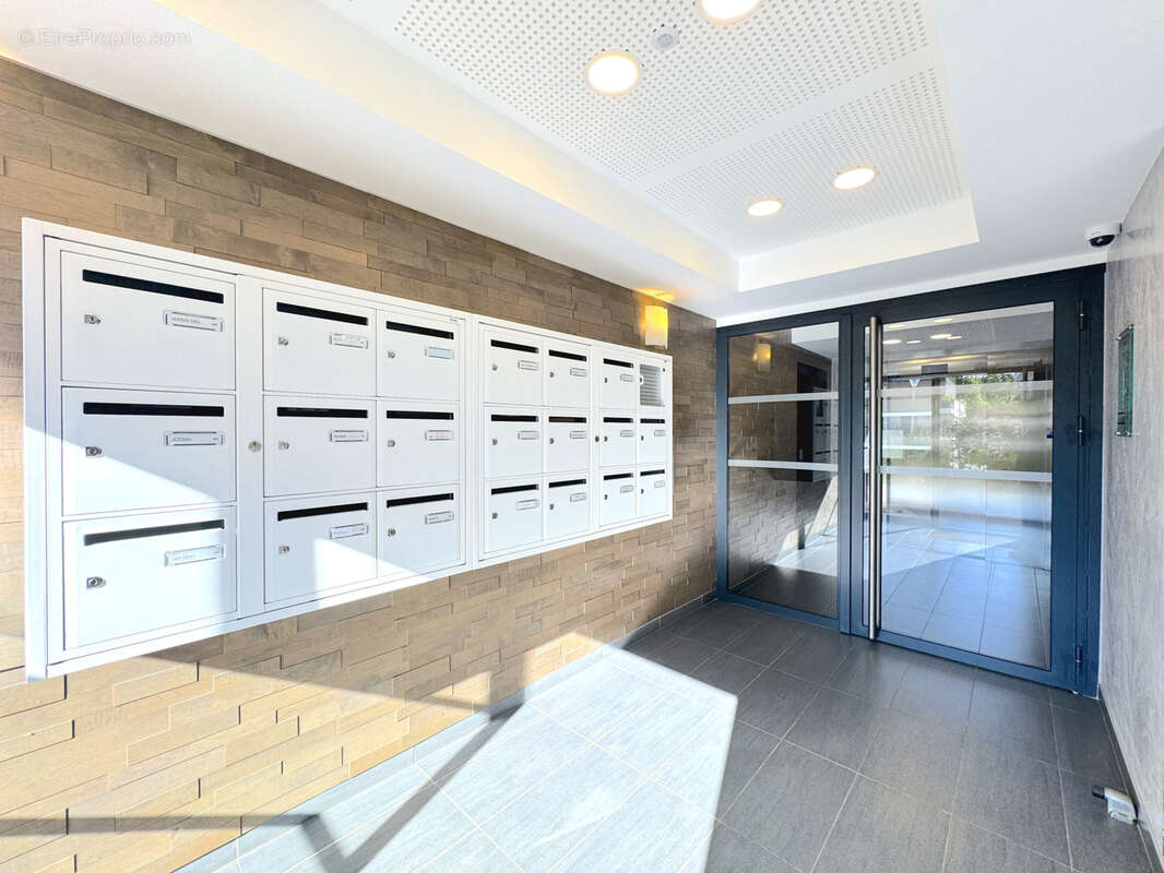 Appartement à L'ETANG-LA-VILLE