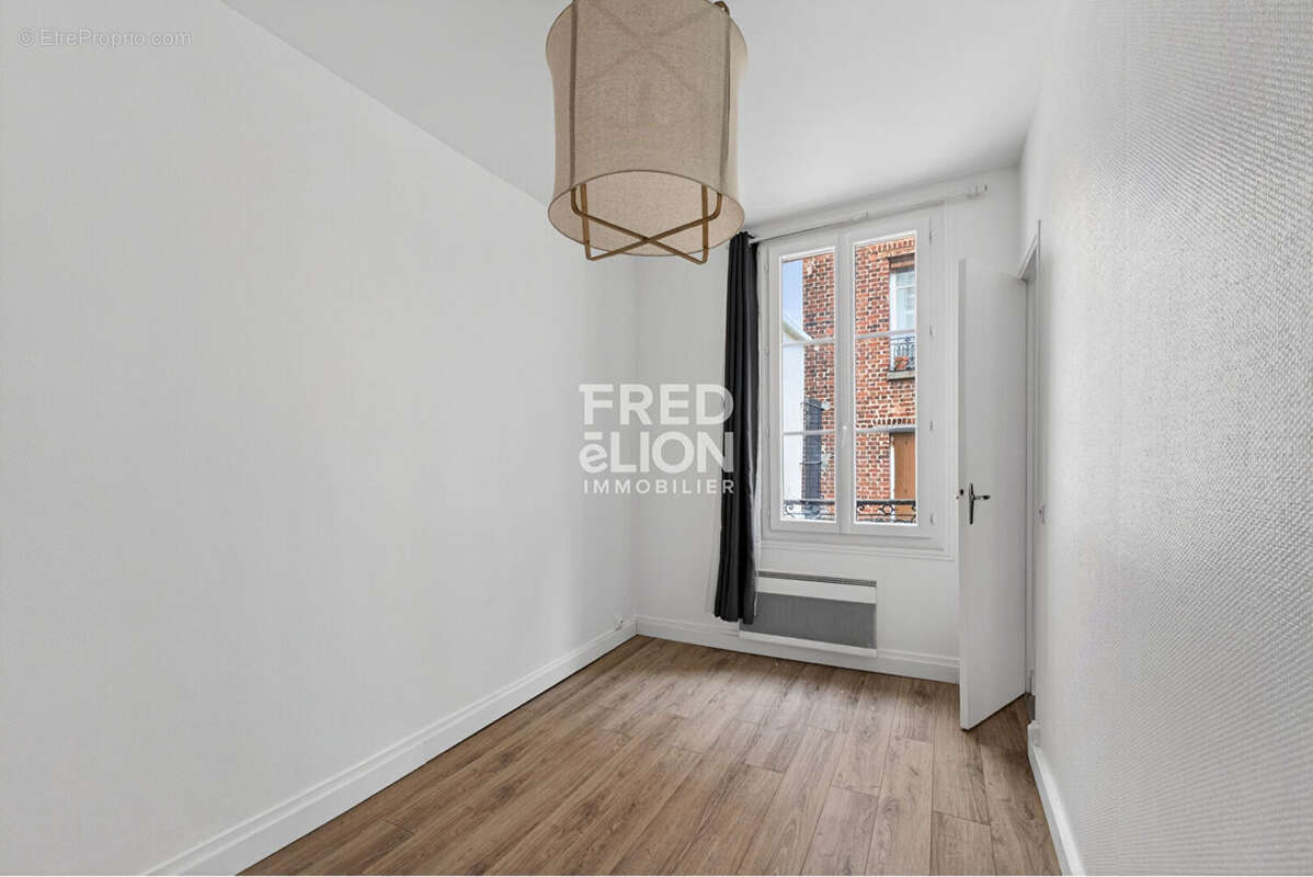 Appartement à PARIS-20E