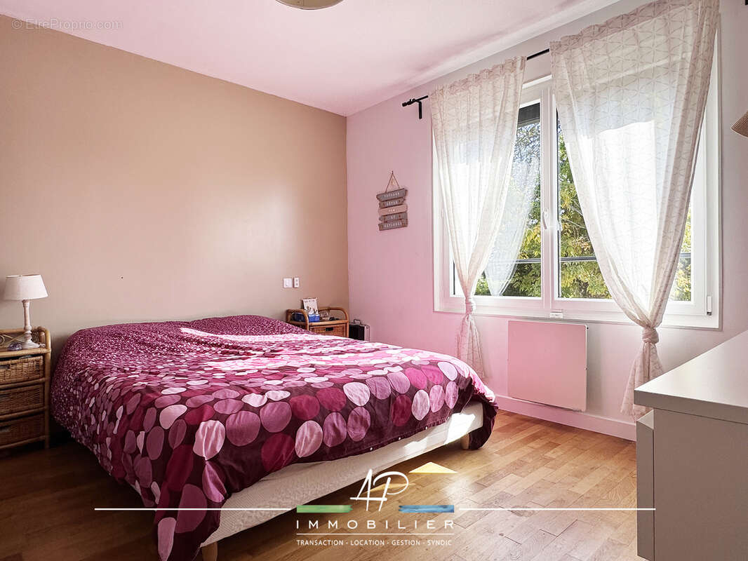 Maison à SAINT-JULIEN