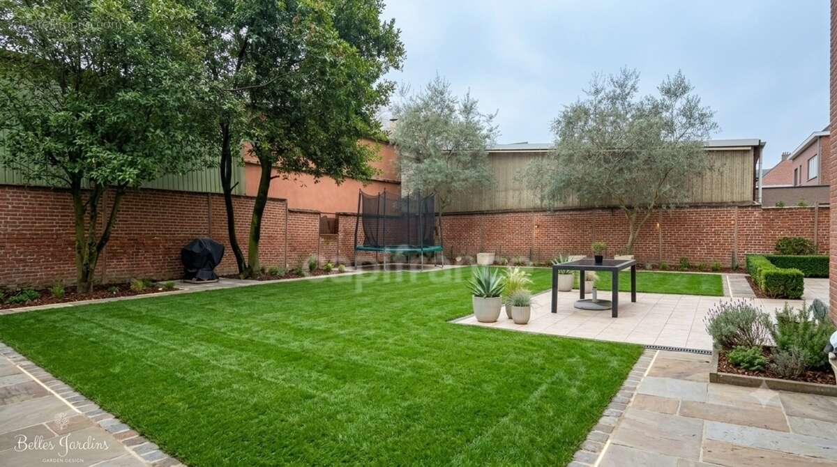 Un grand Souplex de 5 pièces (100 m2) + jardin privative de 200m2 au cœur de  MONTMORENCY (95) - photo 12