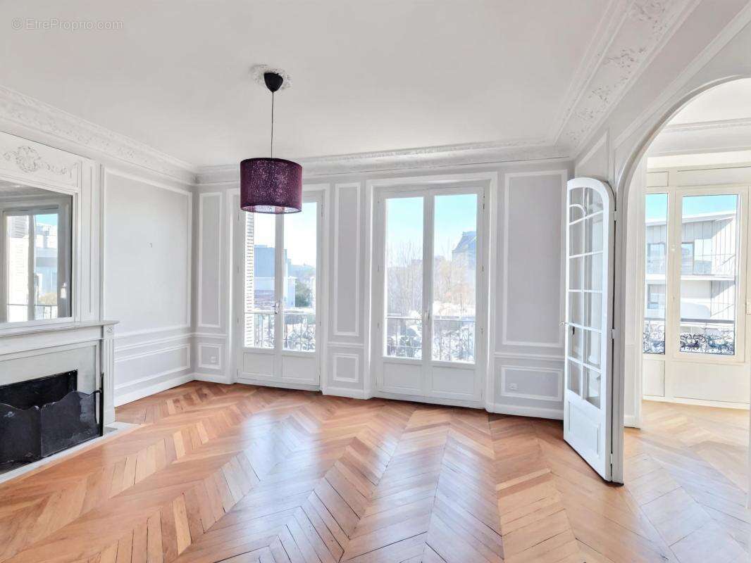 Appartement à SAINT-CLOUD