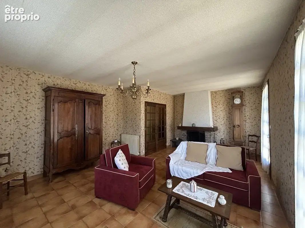 Maison à Salon-la-Tour en Corrèze - photo 3