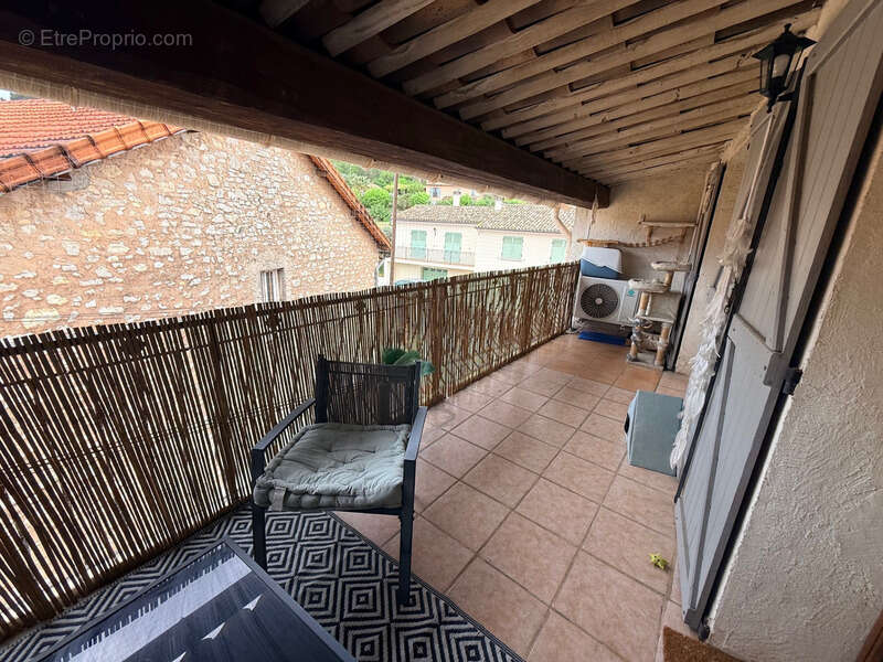 Appartement à LE LUC