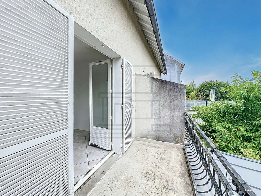 Appartement à AUVERS-SUR-OISE