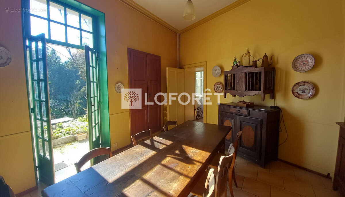 Maison à VILLENEUVE-LES-AVIGNON