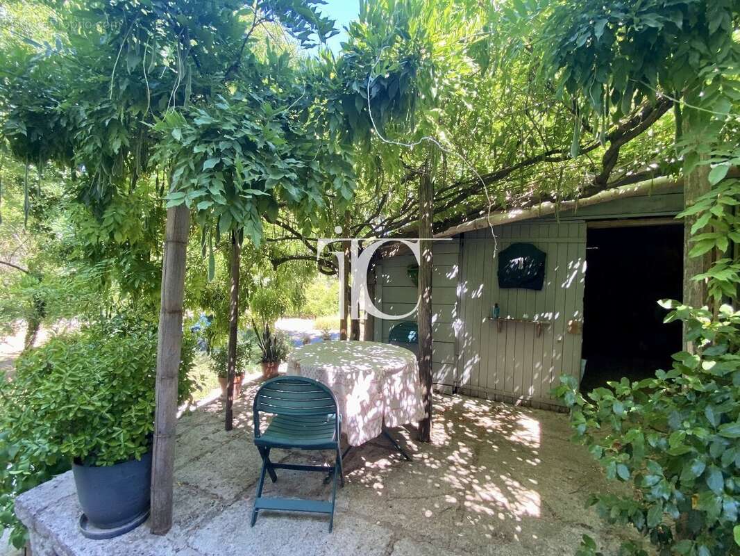 Maison à SAINT-PAUL-LE-JEUNE