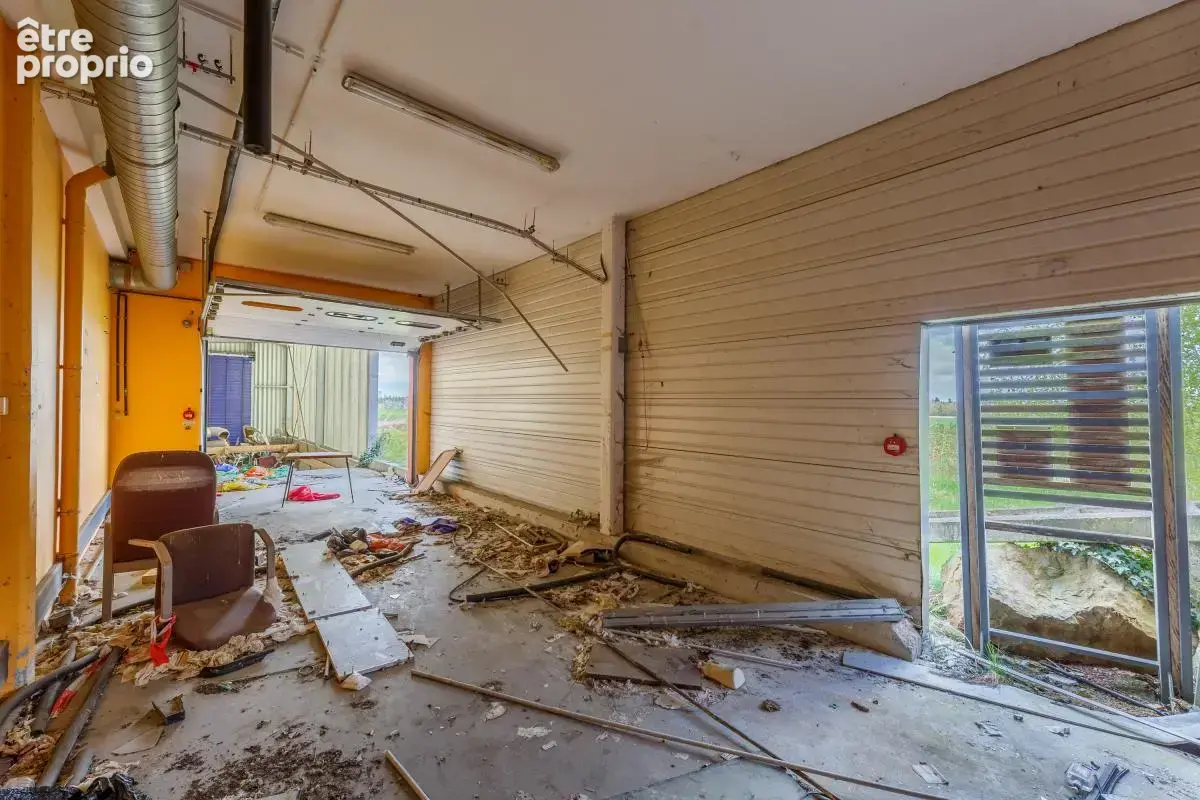 Local - 1 640 m² - Harcourt (27) - photo 10