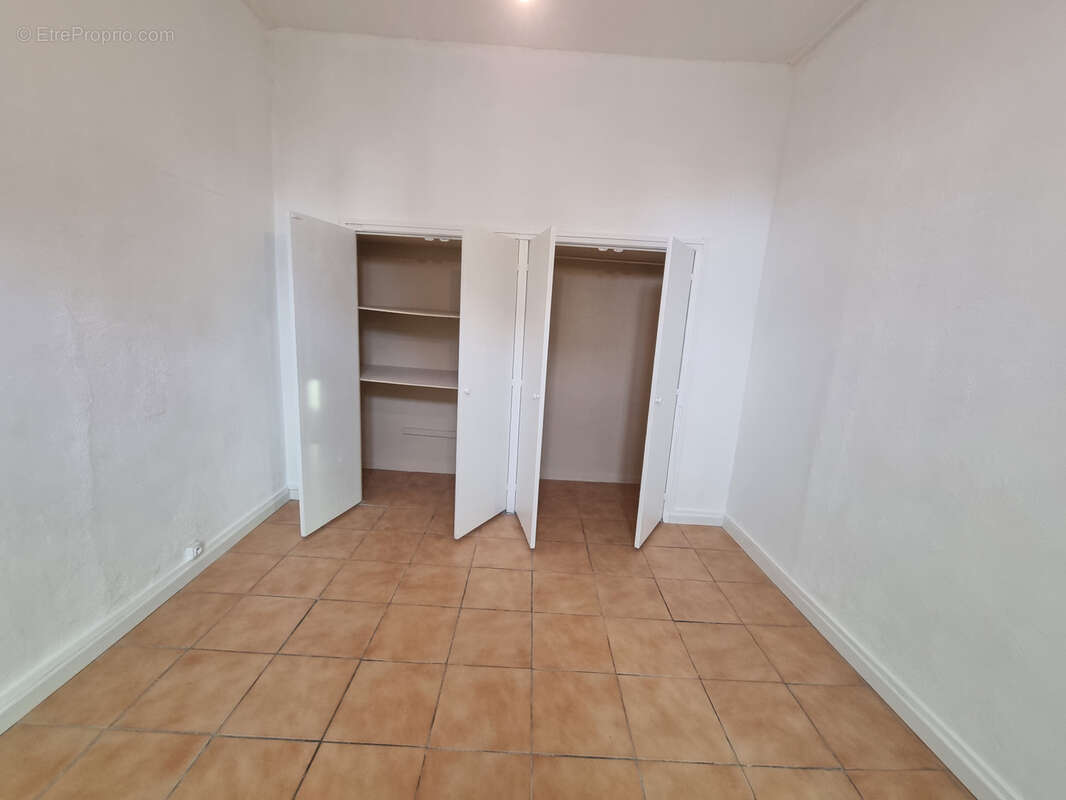 Appartement à MARSEILLE-14E