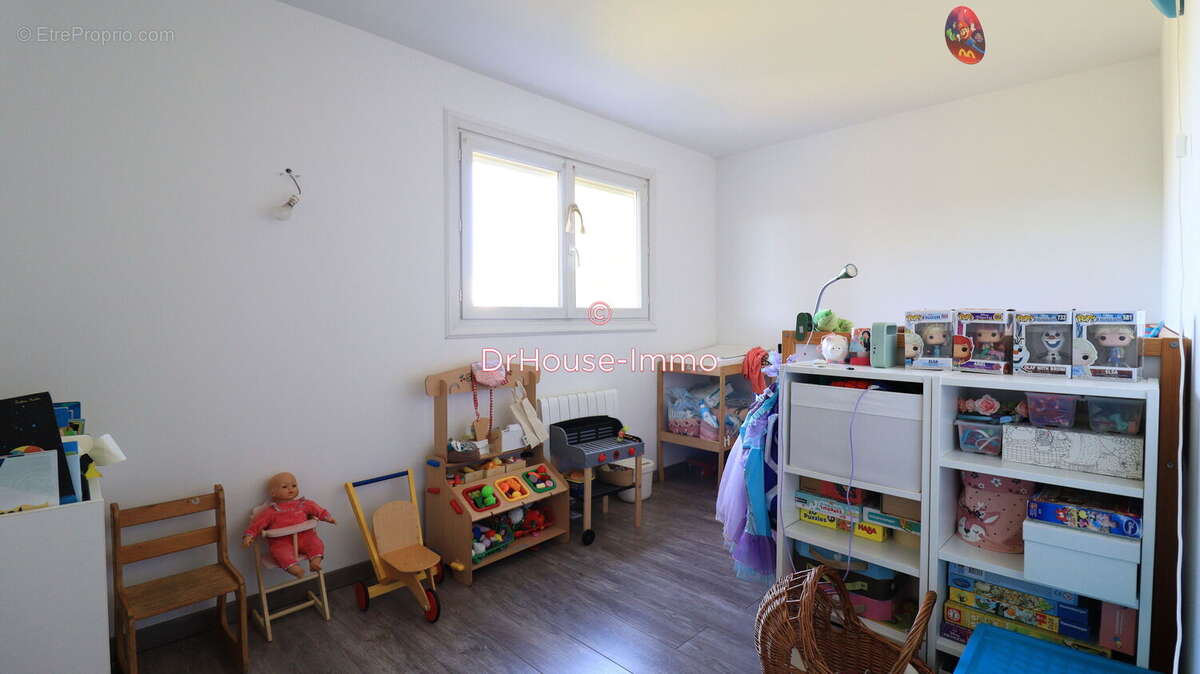 Appartement 91 m² à Lormont  - photo 7