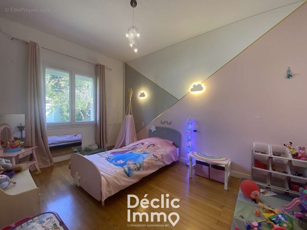 Maison à LA COURONNE