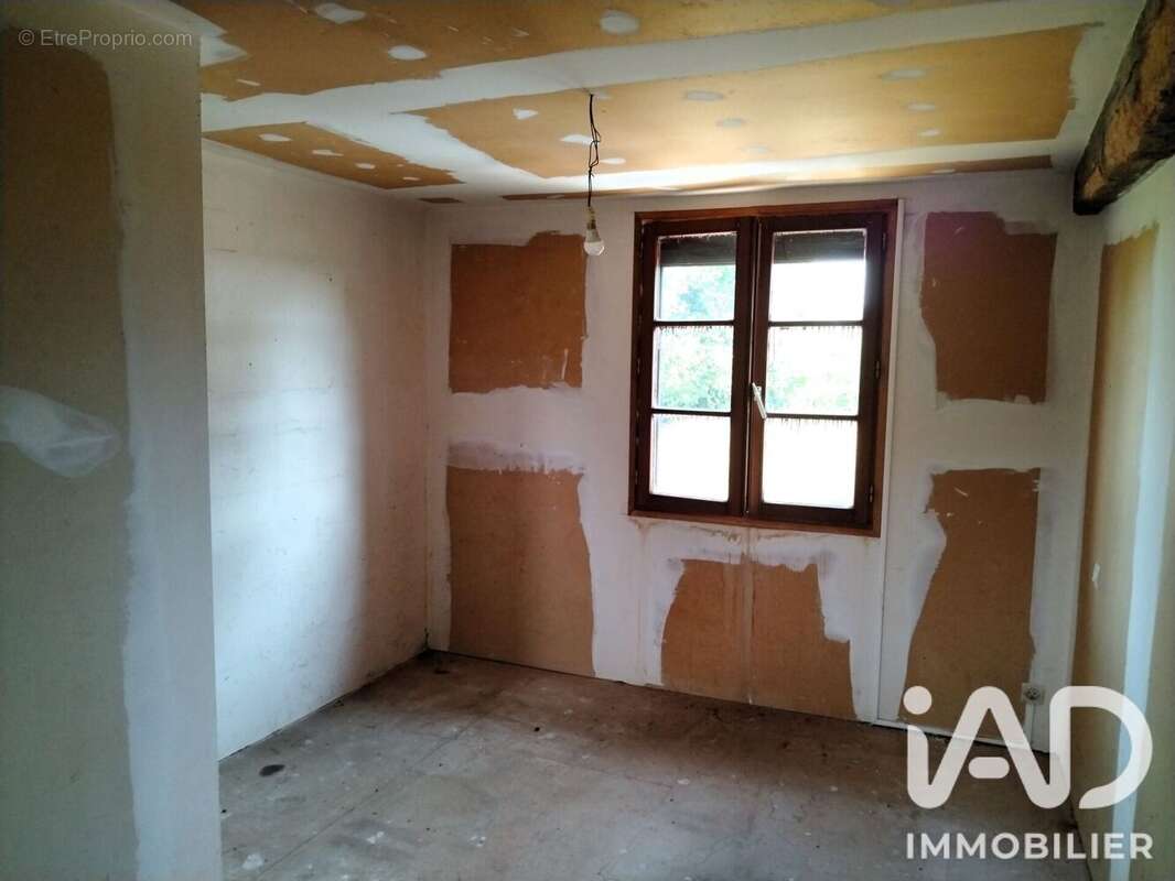 Maison 56 m² à Parigny  - photo 6