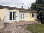 Maison à SAINT-JEAN-BONNEFONDS