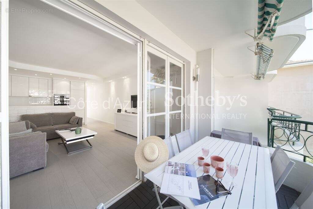 Appartement à CANNES