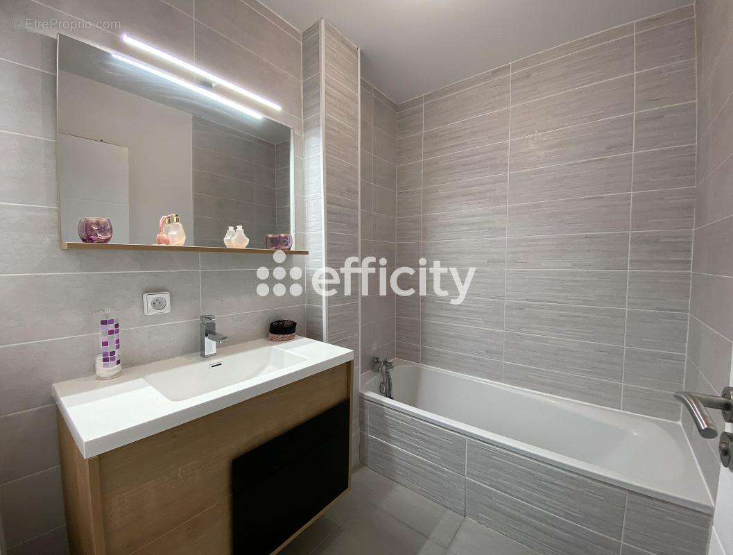 Maison à SAINT-ANDRE-DE-SANGONIS