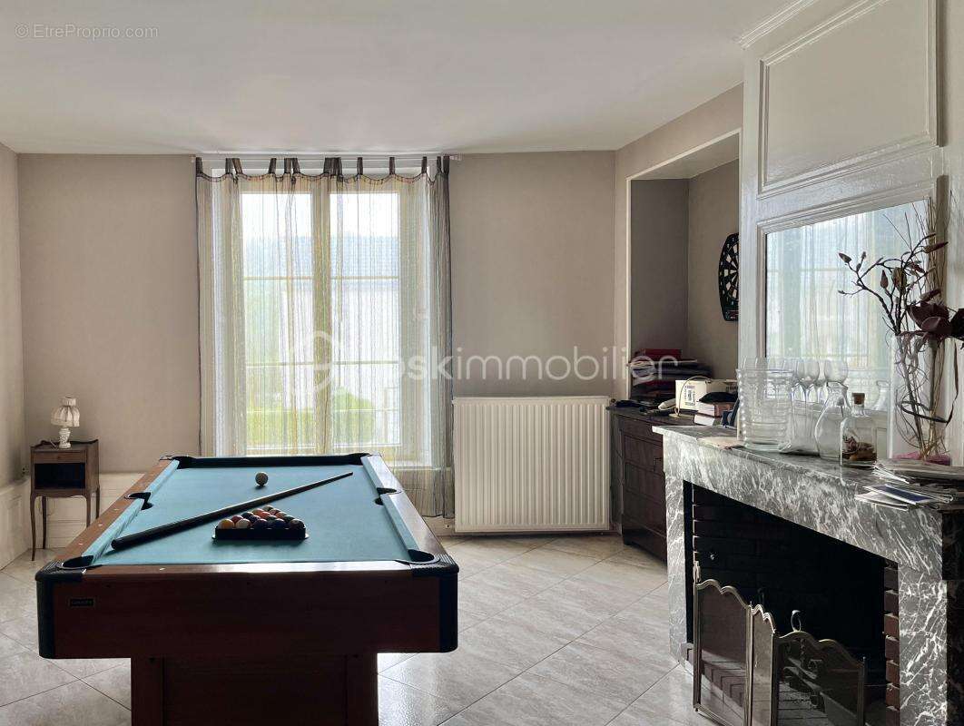 Maison à BALAN